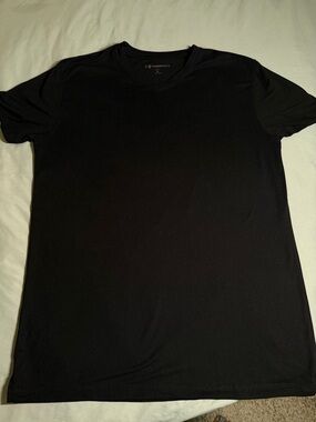 7 Diamonds Black V-Neck Short Sleeve Tee